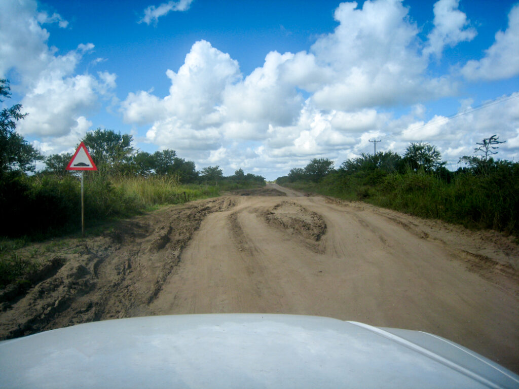 Road to Ponta do Ouro
